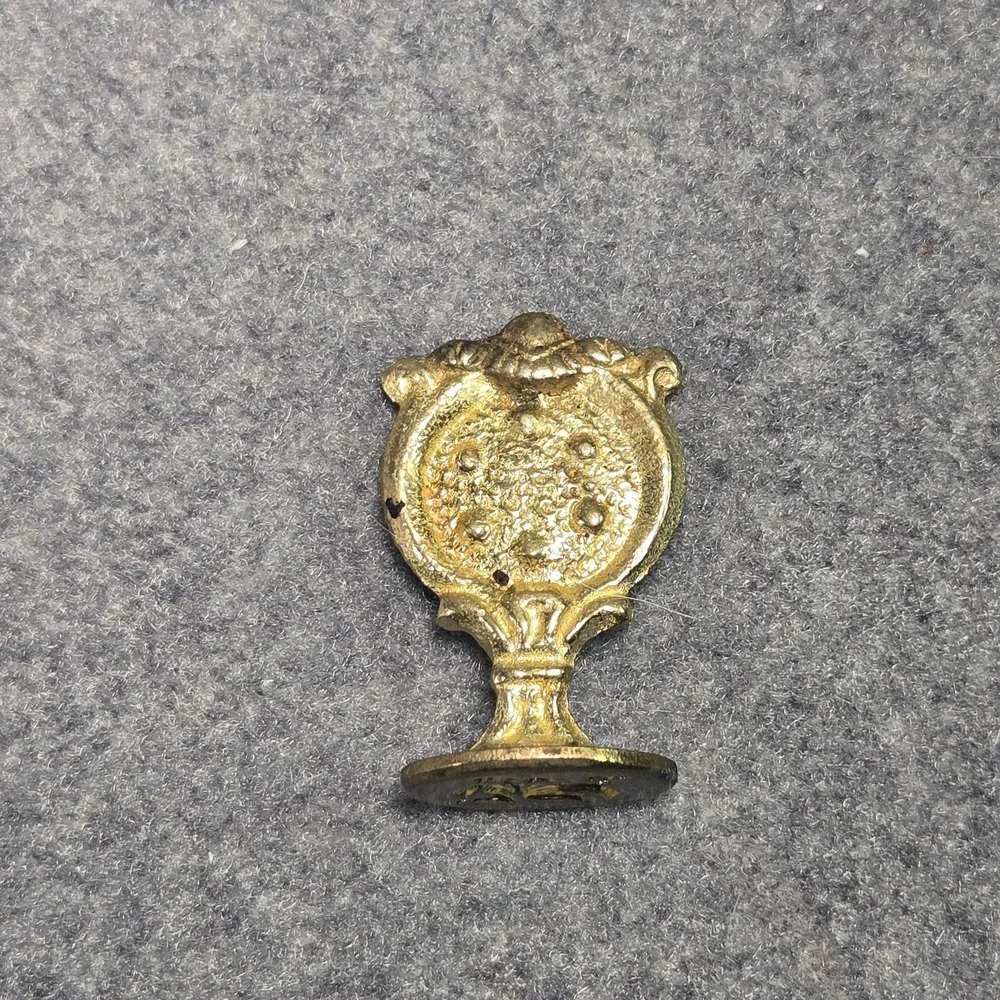 Vintage Italy Gold Tone Dragon Wax Seal Stamp Heraldic Crest Ornate Handle 1.5in